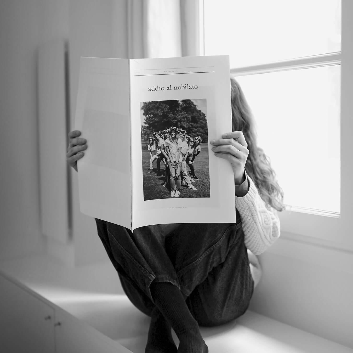 Innocence - Stile giornale - Album fotografico personalizzato - Grandi dimensioni